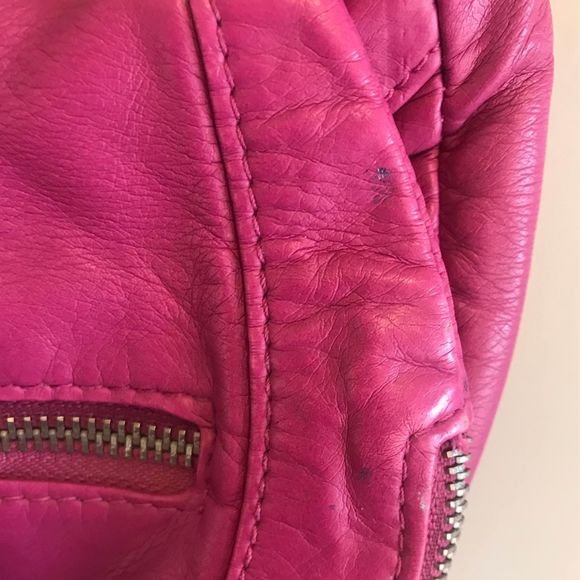 Candies Hot Pink Crossbody Bag Faux Leather 10 X 8 Inches - Picture 3 of 5